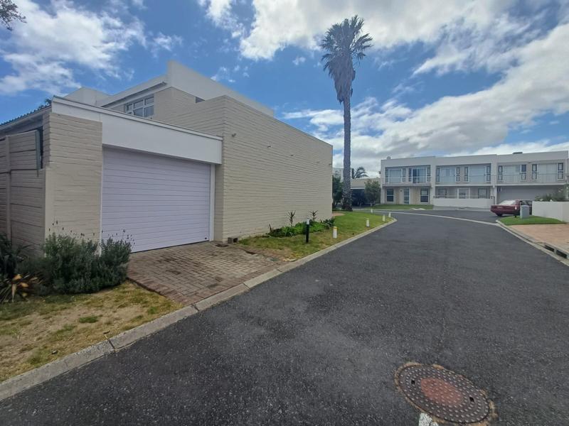 3 Bedroom Property for Sale in Gordons Bay Western Cape